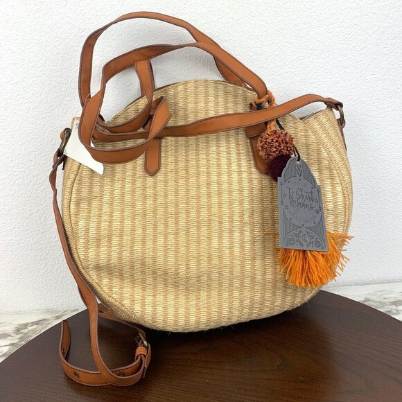 T-Shirt and Jeans Handbags - NWT Straw Woven Basket Purse Handbag Boho T-Shirt